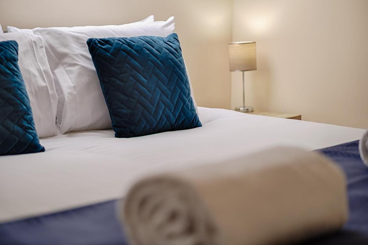 Alexandra House Apartment สวอนซี ภายนอก รูปภาพ