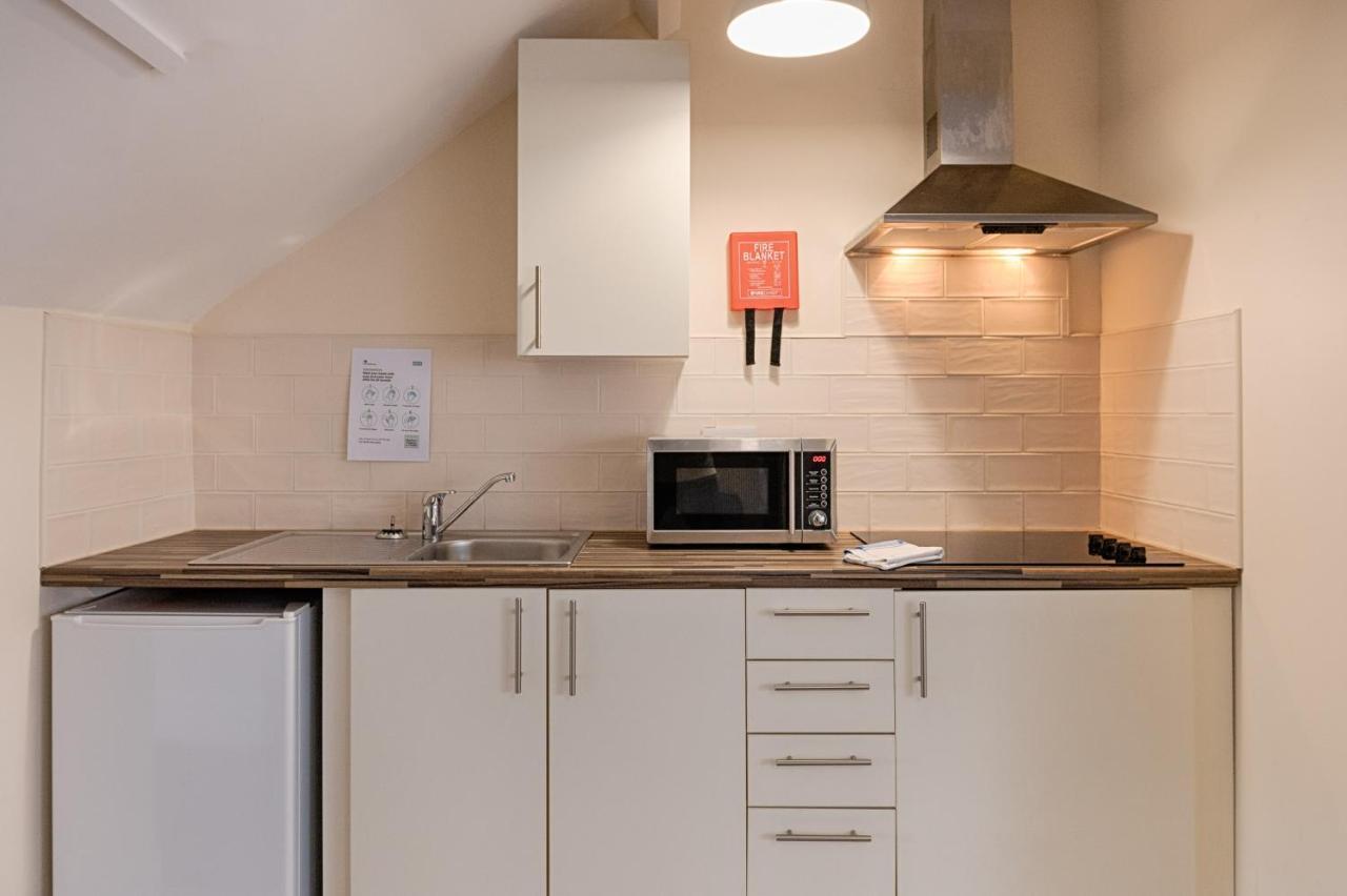 Alexandra House Apartment สวอนซี ภายนอก รูปภาพ