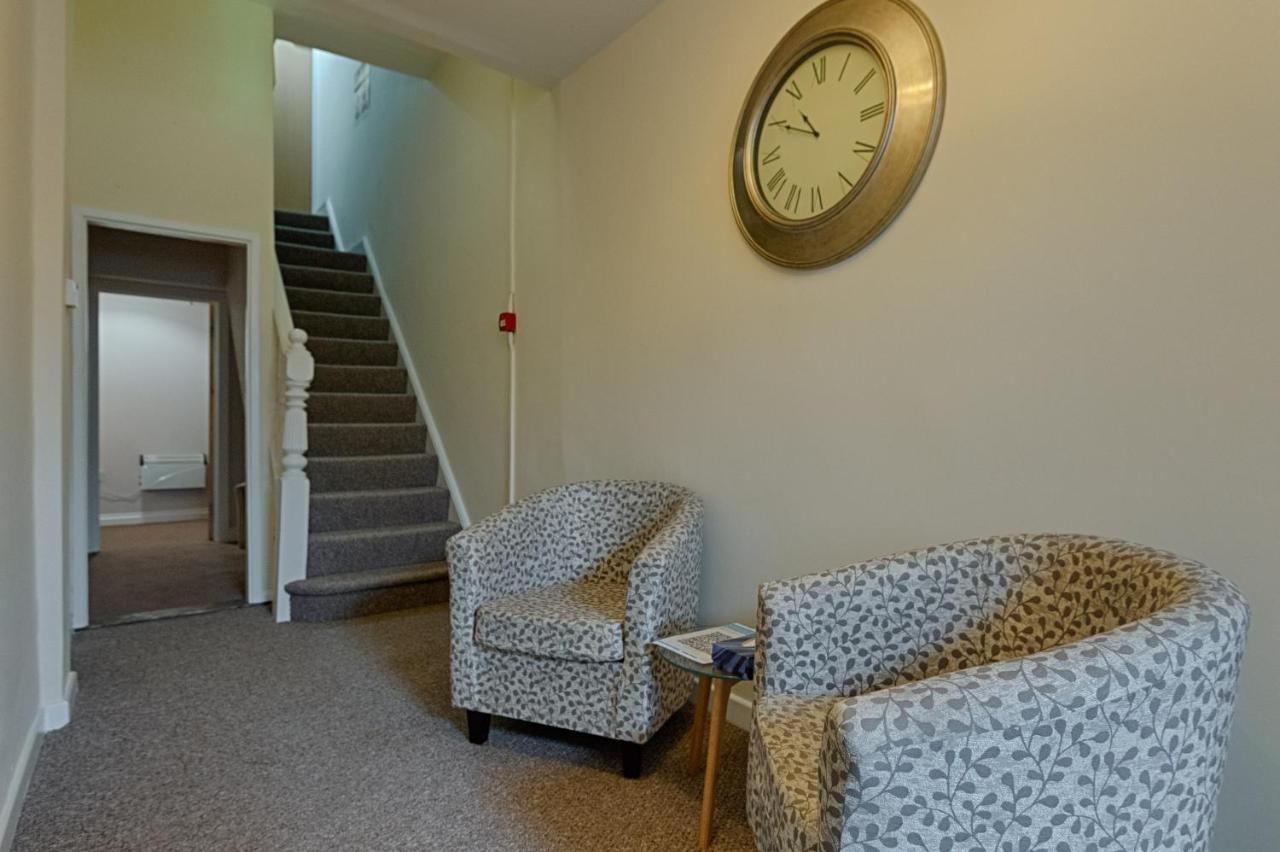 Alexandra House Apartment สวอนซี ภายนอก รูปภาพ